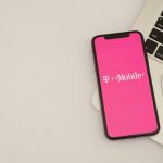 does t mobile store text messages