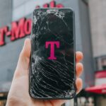 does tmobile replace screens