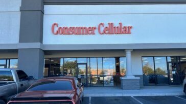 nearest consumer cellular store near me