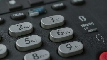 121 area code usa