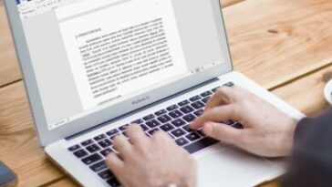 إعادة كتابة فقرة عبر الإنترنت